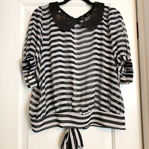 Nearly New Adorable Bisou Bisou Convertible Blouse - Picture 1 of 10